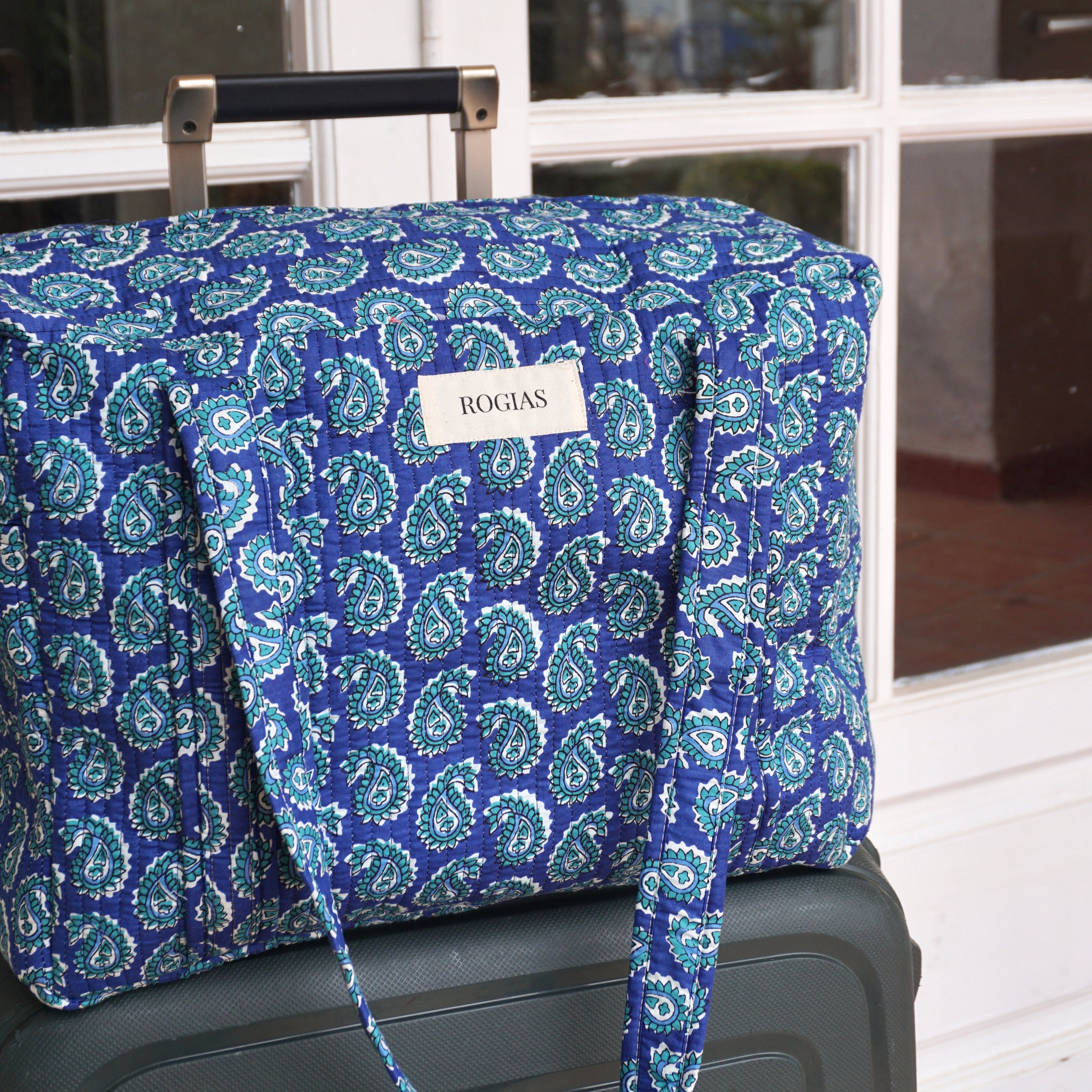 Carry-on travel bag 40x30x20 cm - Ocean Paisley