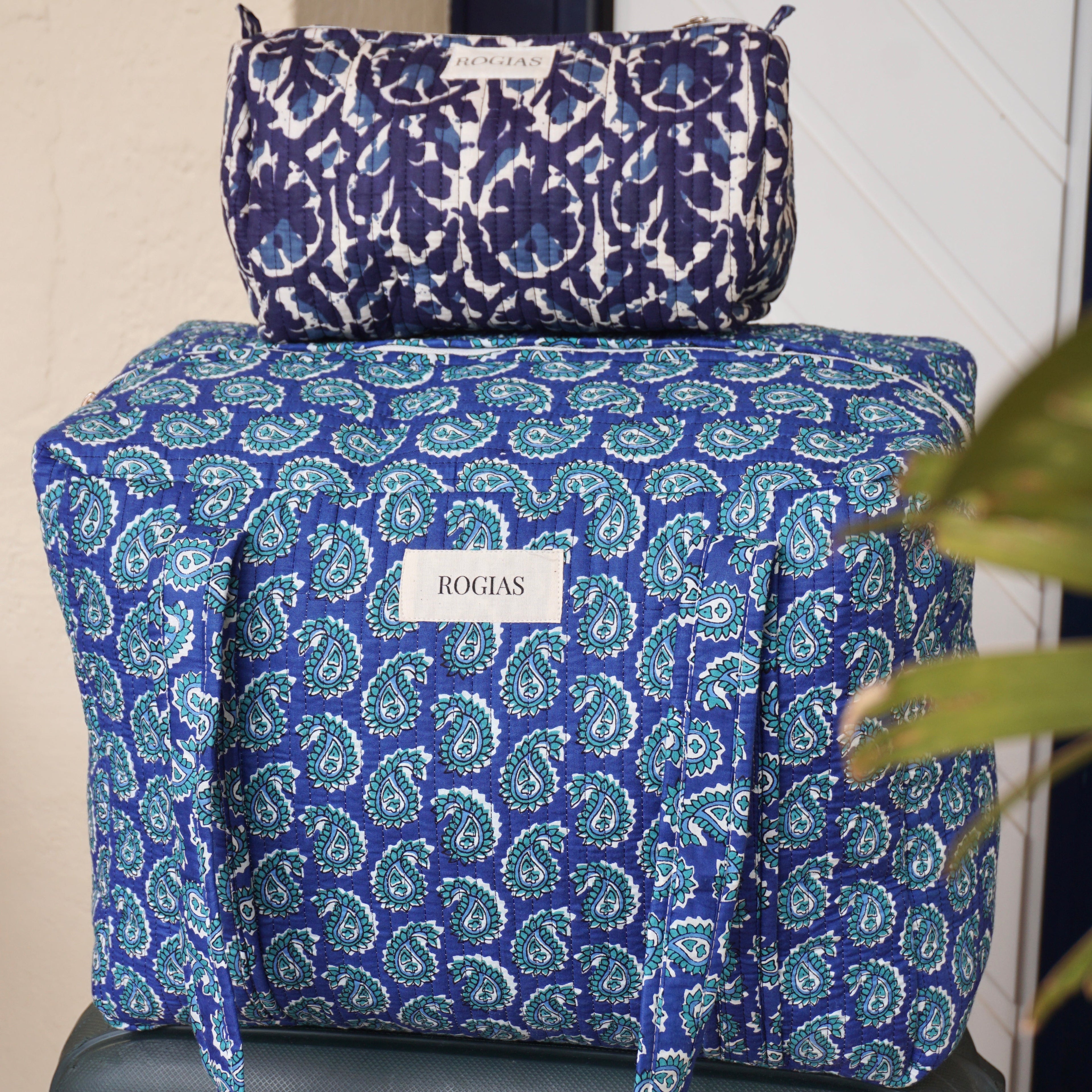 The Travel Duo - Blue vibes