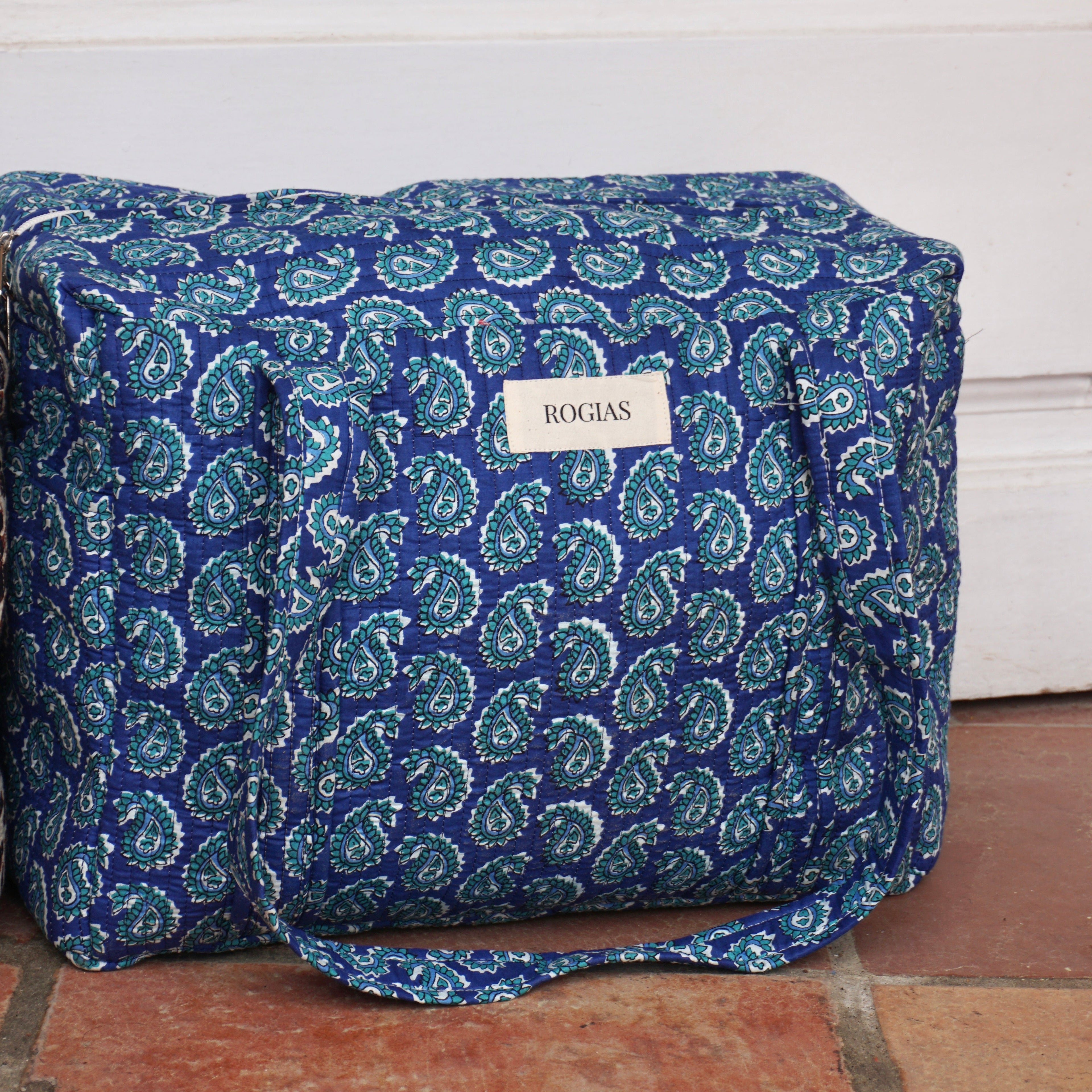 Carry-on travel bag 40x30x20 cm - Ocean Paisley