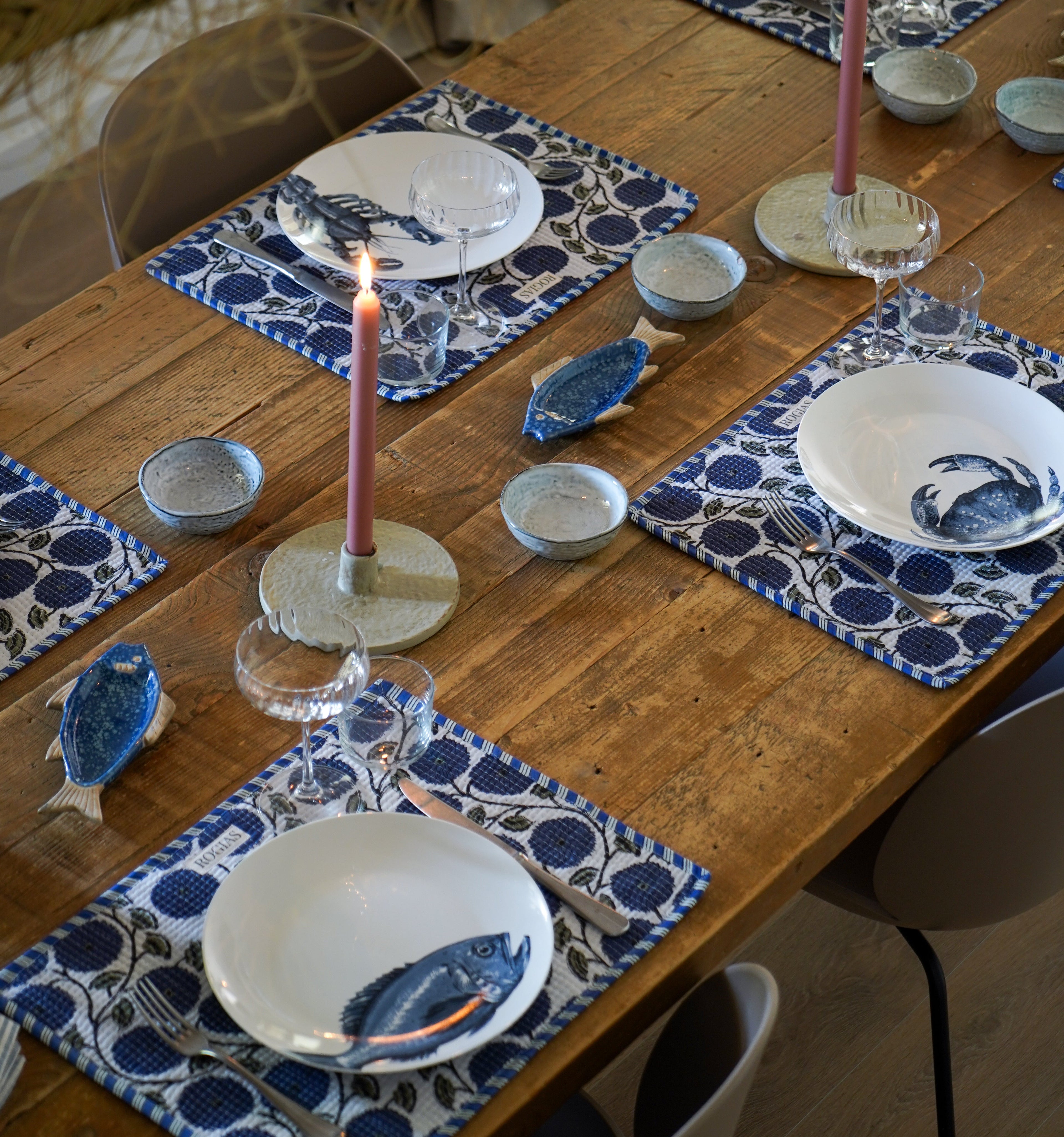 Set of 2 placemats - Blue Dahlias