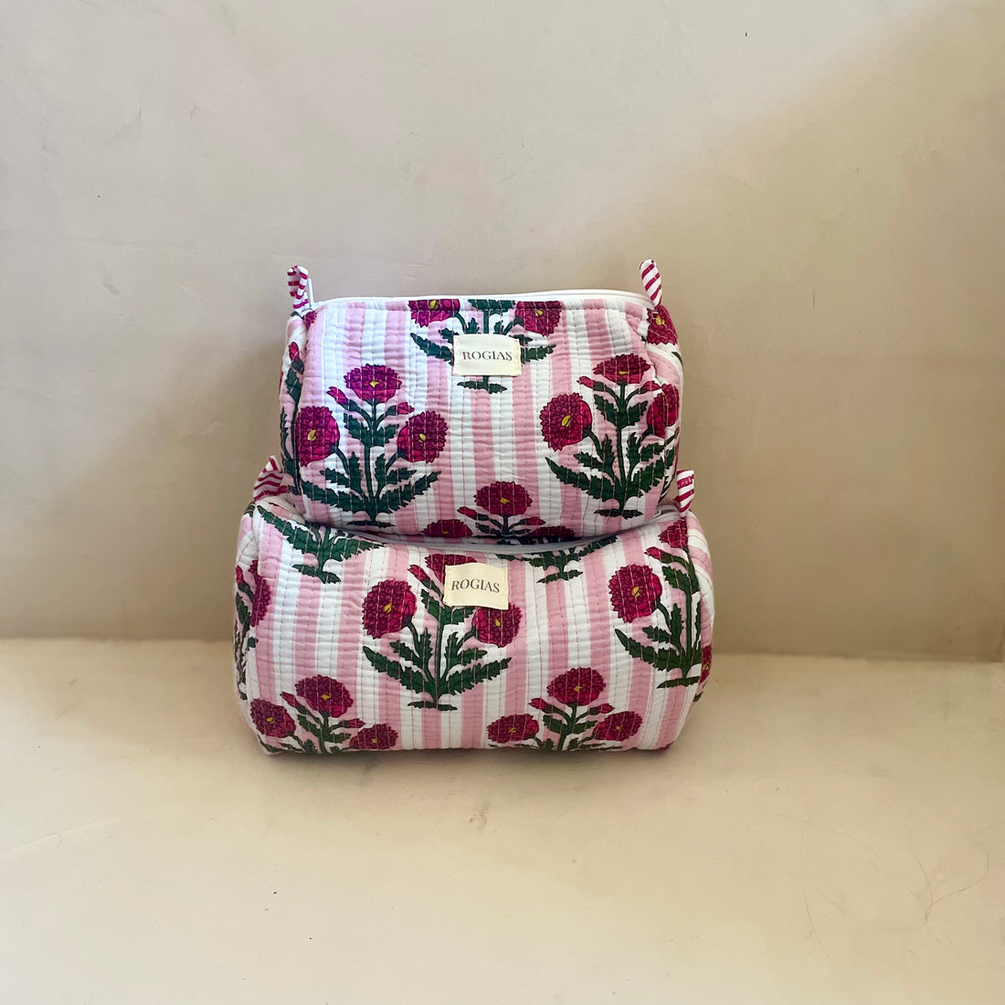 Toiletry bag S - Pink stripes